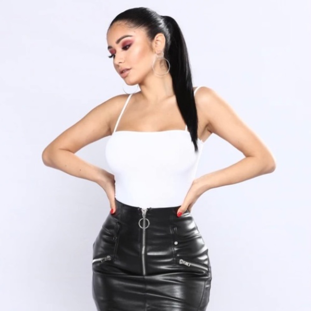 FashionNova White ‘Straight To It Bodysuit’ (L)